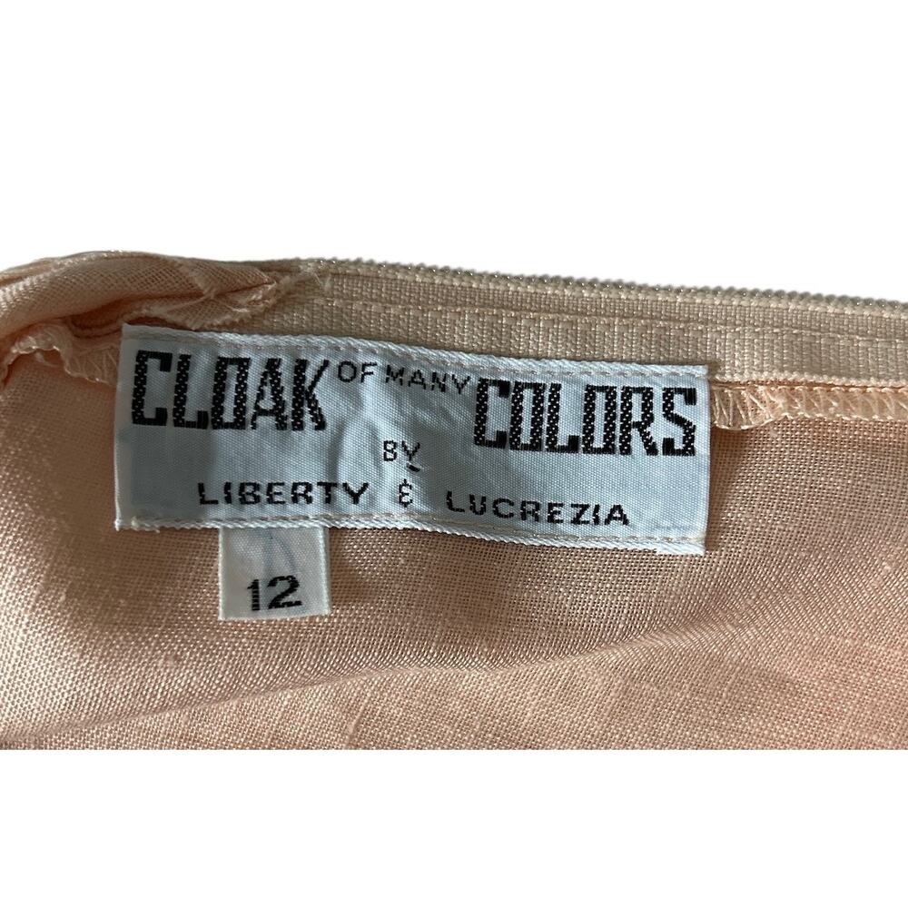 Cloak of Many Colors Vintage Sz 12 Folded Collared Rose Embroidered Blouse Peach - Picture 6 of 6